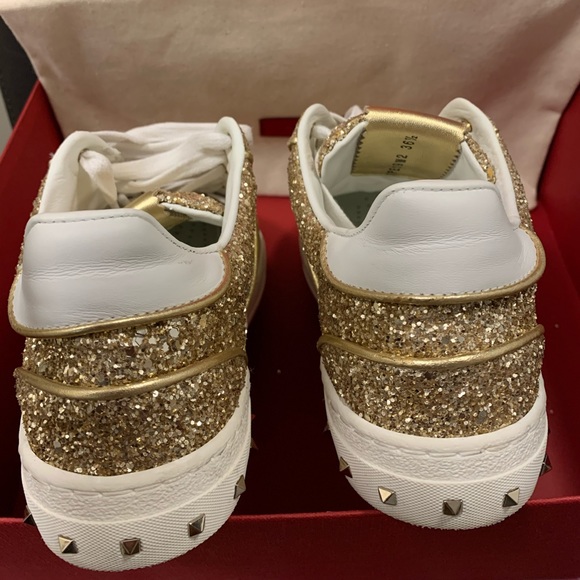 Valentino Rockstud Fly Crew Gold Glitter Sneakers - Picture 4 of 13